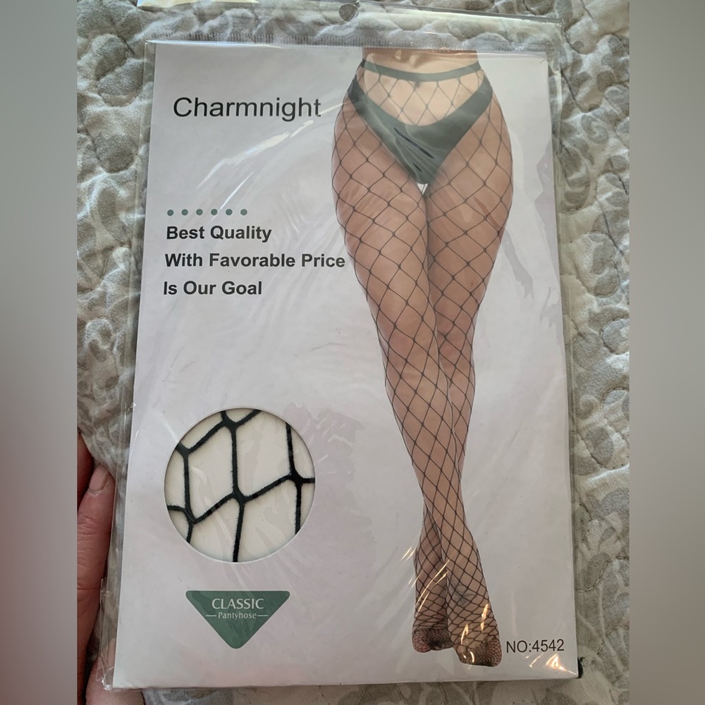 Charmnight Fishnet Tights - Black